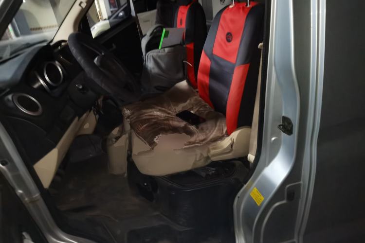 Used CHANGAN KAICHENG Ruixing M80 2014 1.5L Base Version (4-Seater) 4G15S Left Front Seat