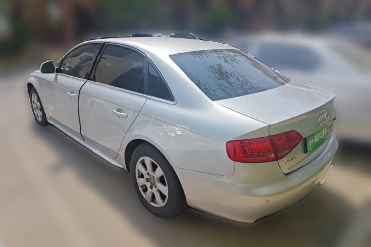 Used Audi A4L 2011 2.0 TFSI Comfort Model
