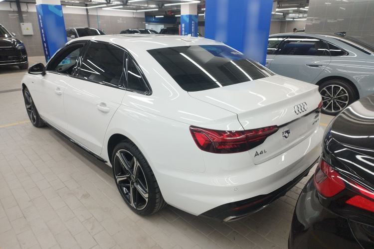 Used Audi A4L 2024 40 TFSI Luxury Dynamic Edition Rear Left 45 Deg