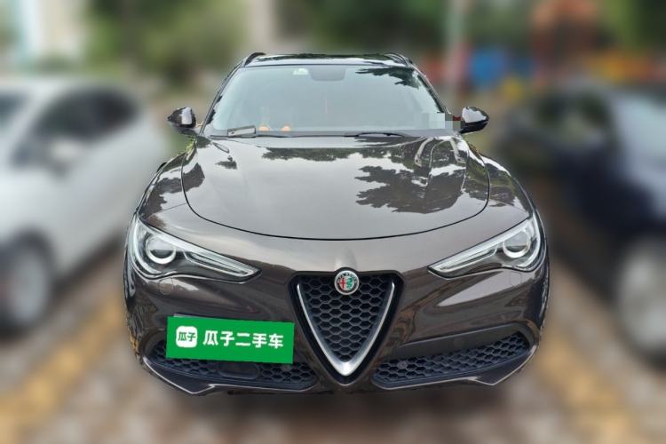 Used Alfa Romeo Stelvio 2017 2.0T 200HP Luxury Edition
