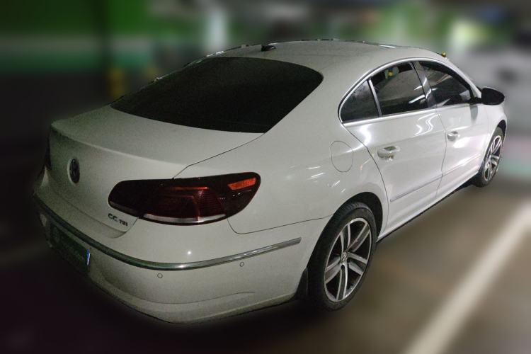 Used Volkswagen FAW-Volkswagen CC 2015 2.0 TSI Luxury Model
