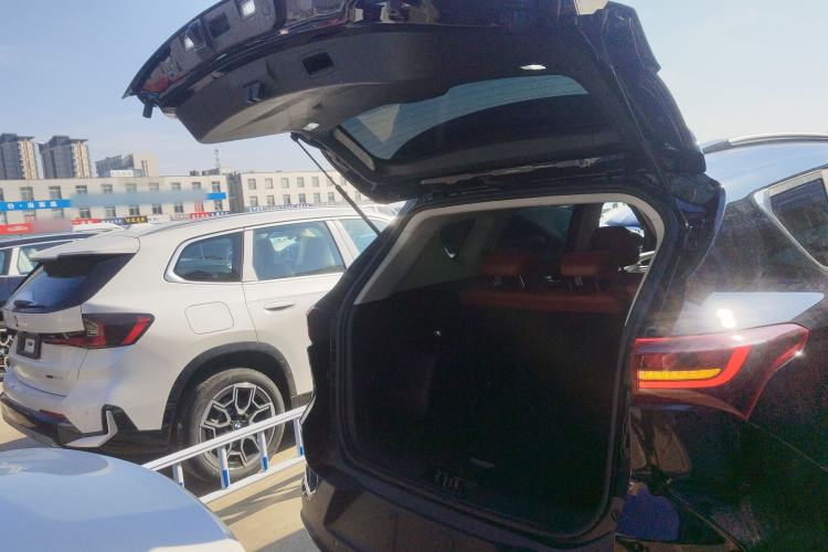 Used JETOUR X70 2025 1.5T DCT Overdrive PRO 5-Seater
