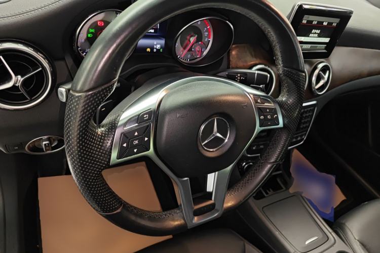 Used Mercedes-Benz GLA 2015 GLA 260 4MATIC