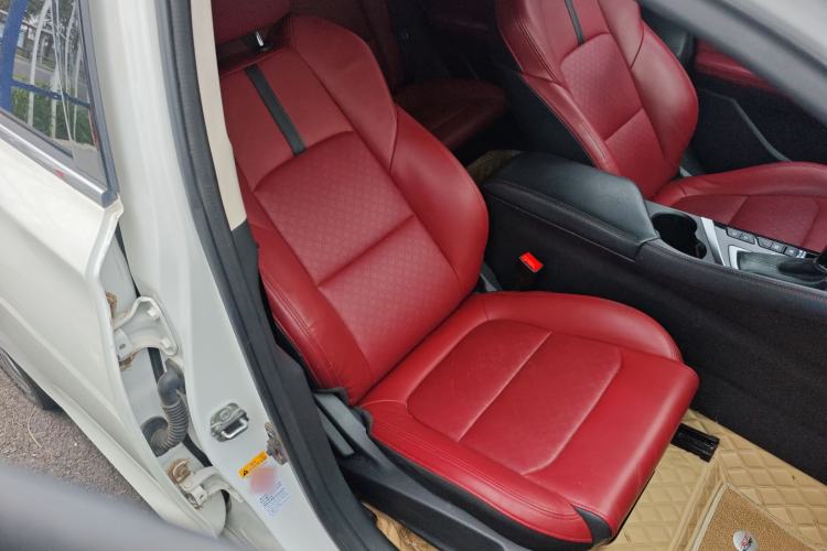 Used CHANGAN Eado 2020 PLUS Blue Whale NE 1.4T GDI DCT Flagship Model Right Front Seat