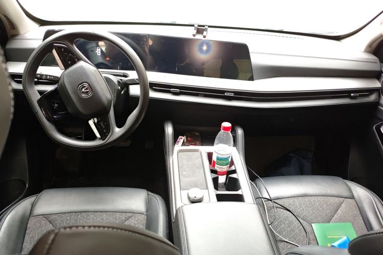 Used CHANGAN Hunter 2024 Warrior Edition Luxury Model Dual-Motor All-Wheel Drive with Extra-Long Cargo Box Center Console