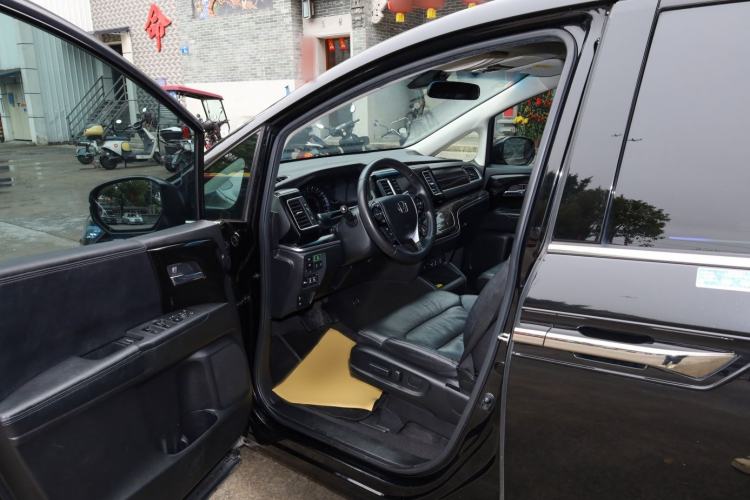 Used Honda Elysion 2019 2.0L Hybrid Luxury Edition
