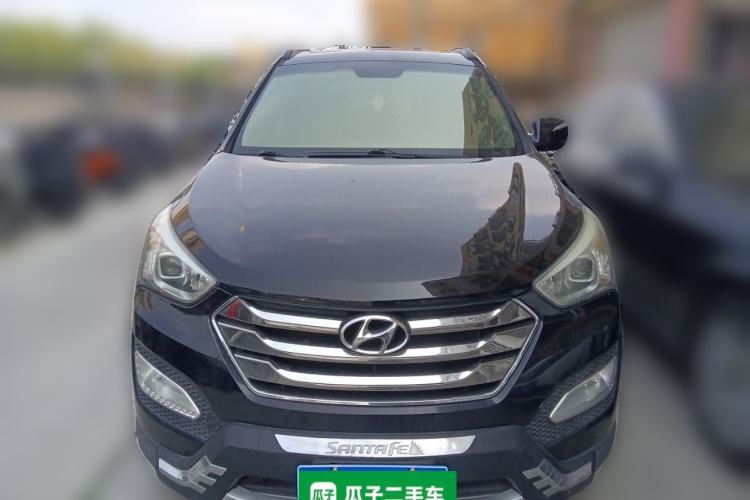 Used Hyundai Santa Fe 2013 2.4L Automatic 2WD Comfort Edition Front