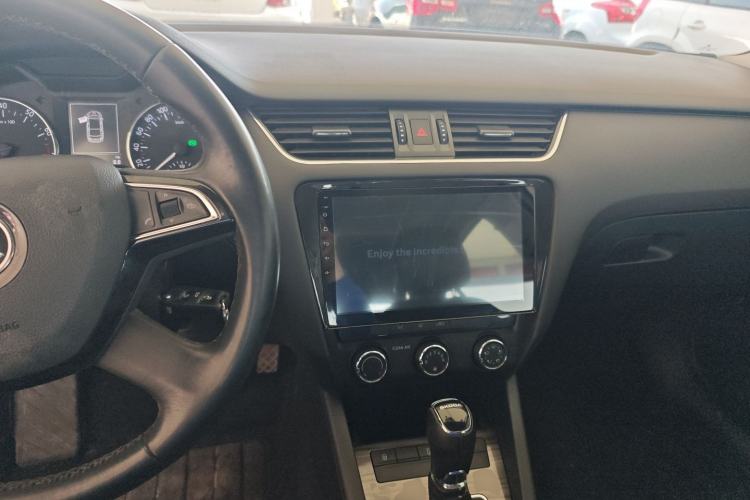 Used Skoda Octavia 2016 1.6L Automatic Smart Drive Edition