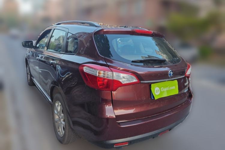 Used Venucia T70 2015 2.0L CVT Smart Edition Rear Left 45 Deg