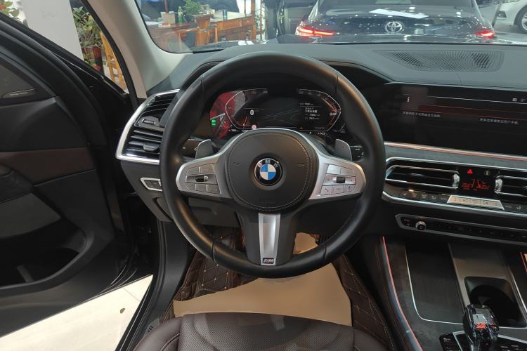 Used BMW X5 2022 Restyled xDrive 30Li M Sport Package
