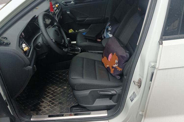 Used Volkswagen T-ROC 2021 Revised Version 280TSI DSG Two-Wheel Drive Comfort & Smart Connectivity Edition Left Front Seat