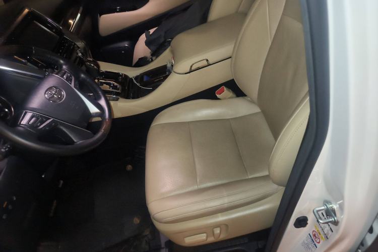 Used Toyota Alphard 2019 Dual-Engine 2.5L Luxury Edition Left Front Seat