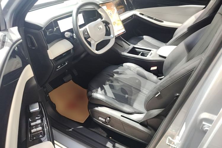 Used Geely Galaxy L7 2024 1.5T 115 km PLUS Dragon Edition
