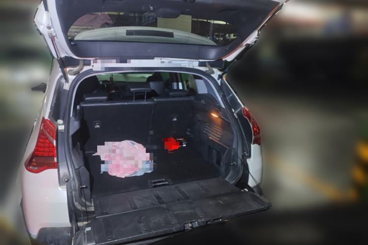 Used Peugeot 3008 2013 2.0L Automatic Trend Edition Trunk