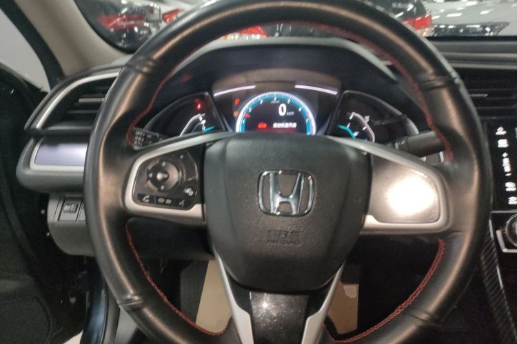 Used Honda Civic 2016 220TURBO CVT Luxury Edition