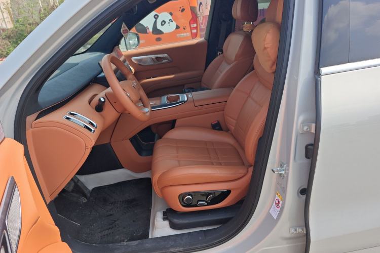 Used Deepal S09 2025 Four-Wheel Drive Ultra+ Custom Edition
