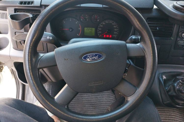 Used Ford Transit Custom 2016 2.2T Long-Wheelbase 6/7-Seater Mid-Roof Multi-Purpose Vehicle
