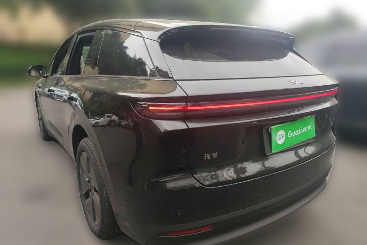 Used Li Auto i6 2025 Model Two-Wheel-Drive Standard Type
