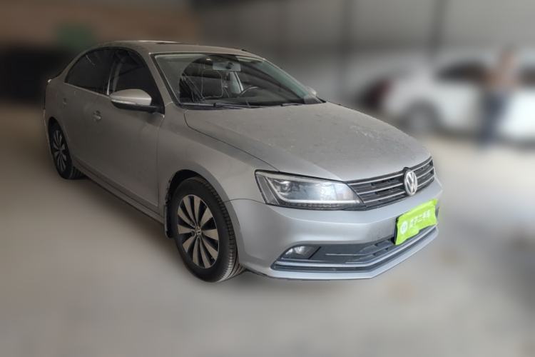 Used Volkswagen Sagitar 2018 280TSI DSG Comfort Model Front Right 45 Deg