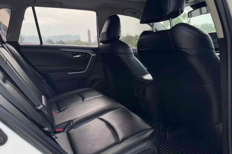 Used Toyota RAV4 2020 2.0L CVT Two-Wheel Drive Fashion Edition
