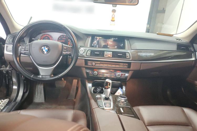 Used BMW 5 Series 2014 525Li Luxury Design Package