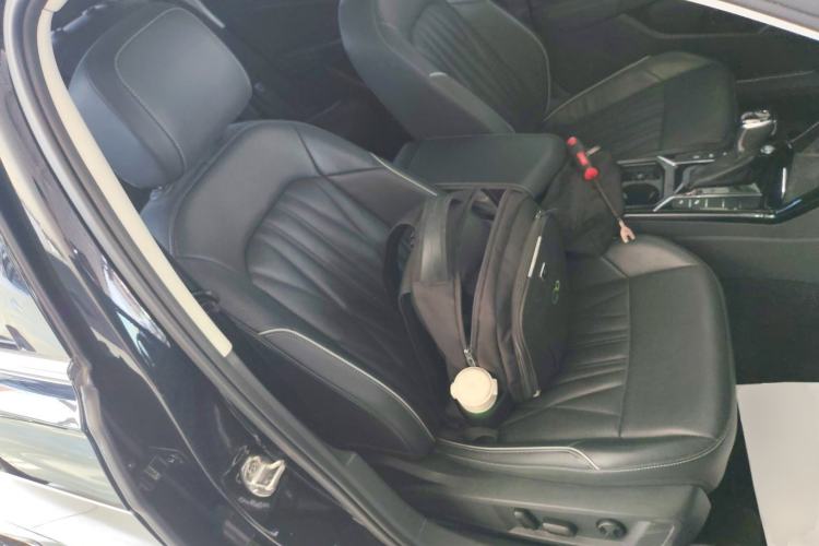 Used Volkswagen Passat 2022 330TSI Starry Luxury Edition
