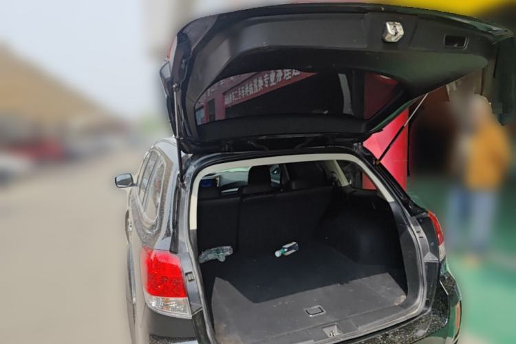 Used Subaru Outback 2014 2.5i Yashang Sport Edition
