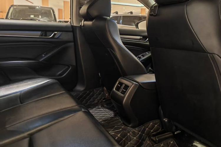 Used Honda Accord 2018 230TURBO Comfort Version National V Interior 1