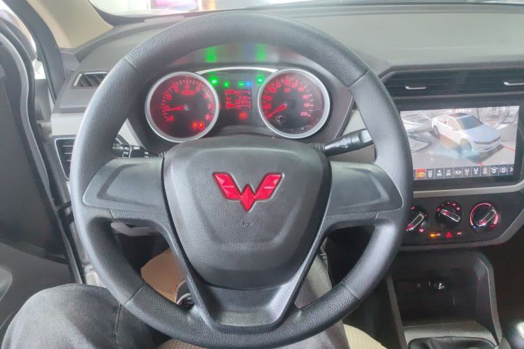 Used Wuling Hongguang 2021 1.5L Revised S Standard Version Hydraulic-Power-Assisted LAR
