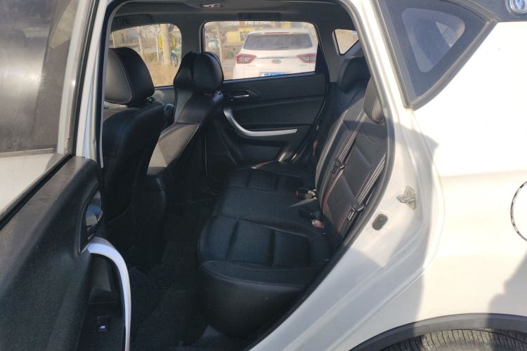 Used Changan CS35 2016 1.6L Manual Luxury Model China V Standard