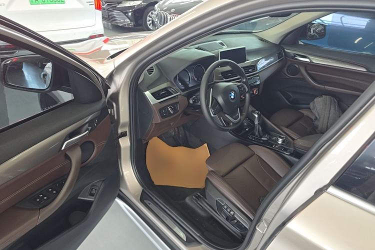 Used BMW X1 2019 xDrive20Li Luxury Model
