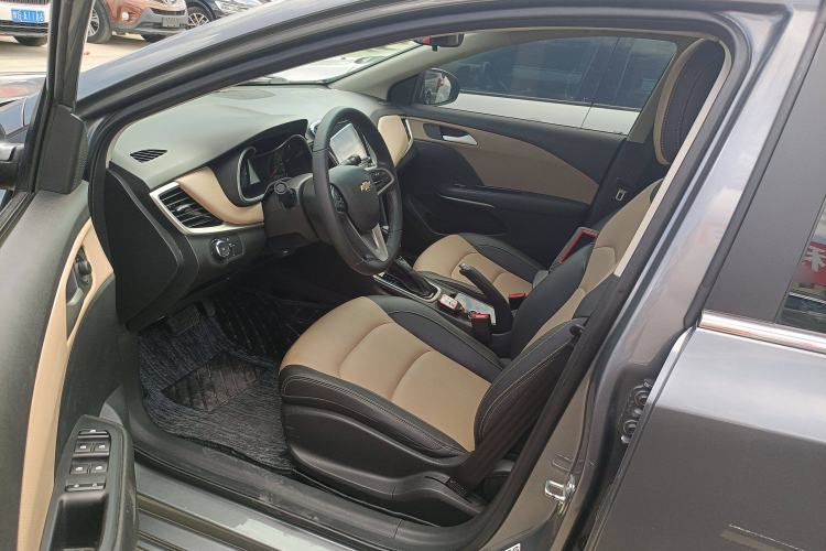 Used Chevrolet Monza 2021 320 Automatic Enjoyment Sunroof Edition