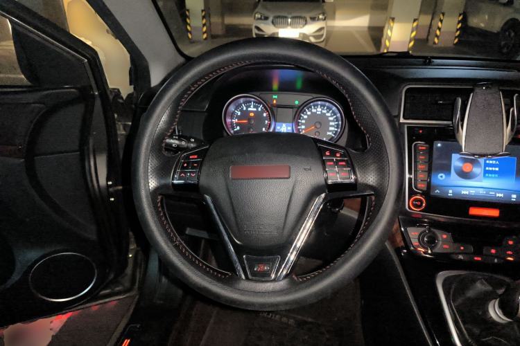 Used Haval H6 2014 Sport Version 1.5T Manual Two-Wheel Drive Elite Edition
