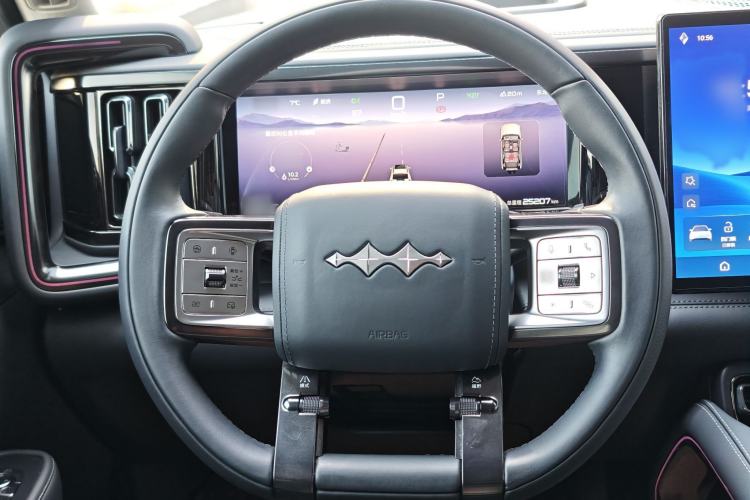 Used Formula Leopard Leopard 5 2023 Navigator Edition