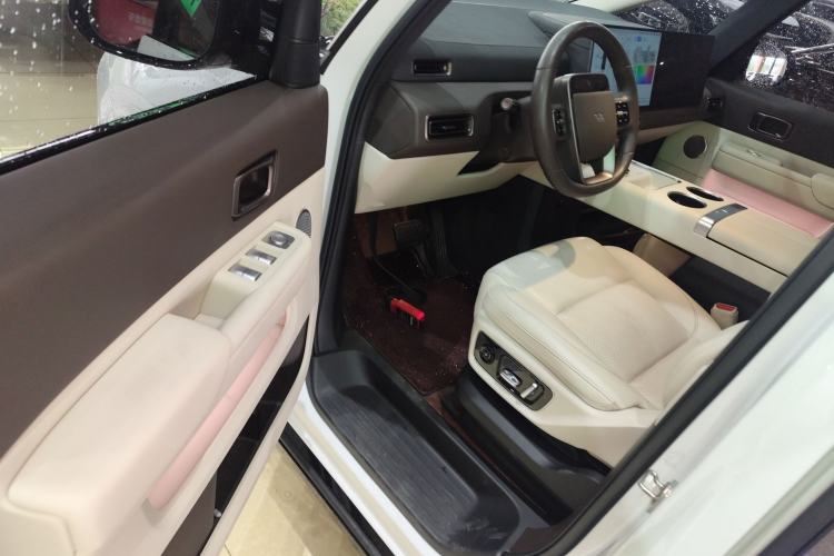 Used Li Auto MEGA 2024 Ultra Model