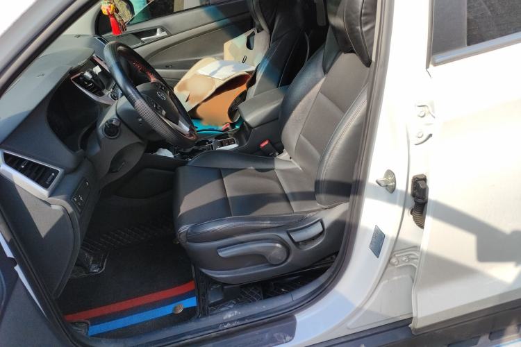 Used Hyundai Tucson 2015 1.6T Dual-Clutch Two-Wheel-Drive Smart Model