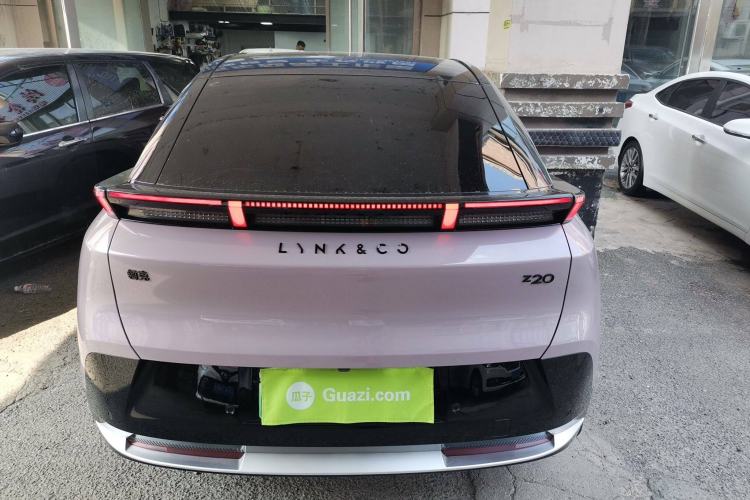 Used Lynk & Co Z20 2025 530 km Range Rear-Wheel Drive Max
