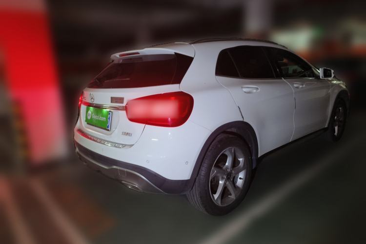 Used Mercedes-Benz GLA 2017 GLA 200 Sport Edition Rear Right 45 Deg