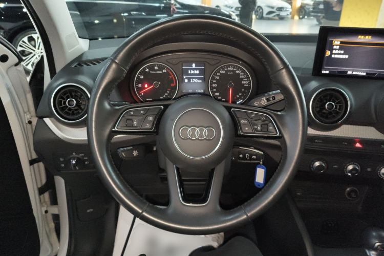 Used Audi Q2L 2021 35 TFSI Progressive Dynamic Edition
