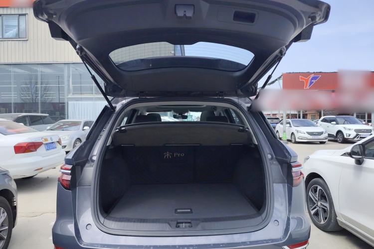 Used BYD Song Pro New Energy 2019 DM 1.5T Four-Wheel Drive Performance Edition Deluxe Model Trunk