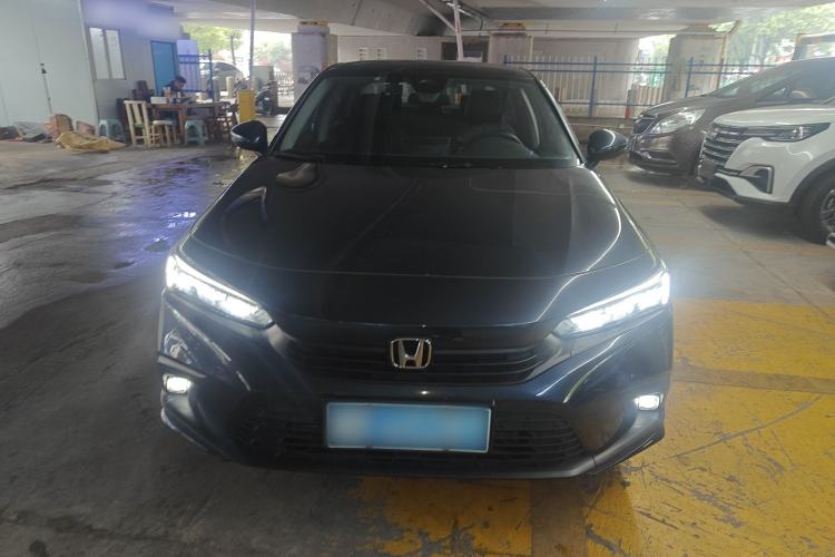 Used Honda Civic 2023 240TURBO CVT Dynamic · Center Stage Special Edition