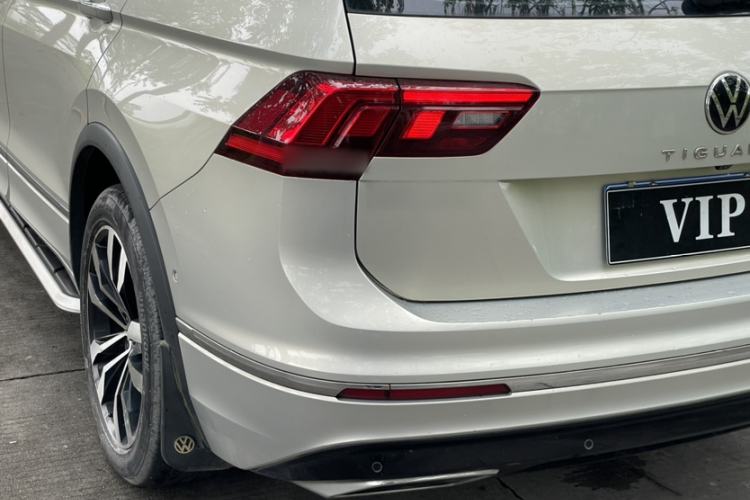 Used Volkswagen Tiguan L 2021 330TSI Automatic Two-Wheel Drive R-Line Enhanced Edition
