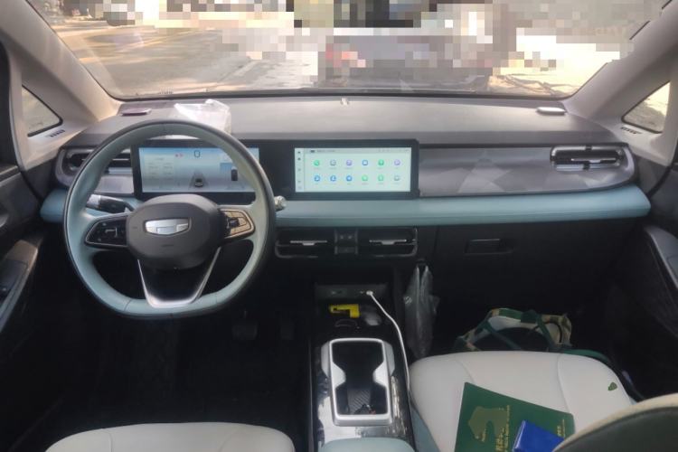 Used Geometry E Firefly 2024 401 km Fluorescent
