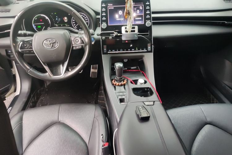 Used Toyota Avalon 2019 Dual-Engine 2.5L Luxury Edition China V Standard
