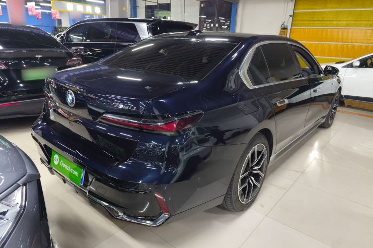 Used BMW 7 Series 2023 735Li M Sport Package