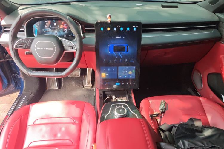 Used SERES SF5 2021 Four-Wheel Drive Freedom Expedition Edition