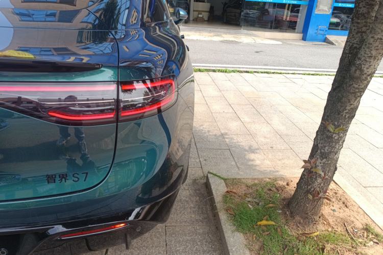 Used Hima Luxeed S7 2026 Model Max Right Rear Taillight