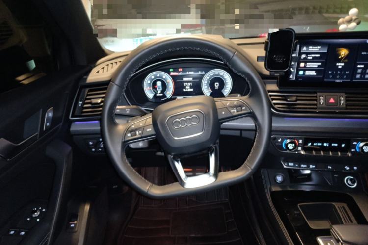 Used Audi Q5L 2024 40 TFSI Luxury Dynamic Edition Steering Wheel