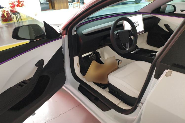 Used Tesla Model 3 2025 Rear-Wheel-Drive Version
