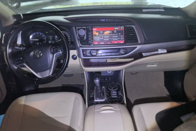 Used Toyota Highlander 2015 2.0T Four-Wheel Drive Luxury Edition 7-Seater
